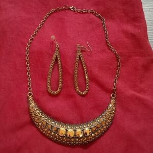 Crystal burnished set